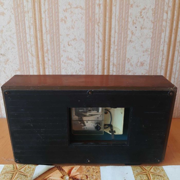 Настольные часы Янтарь СССР