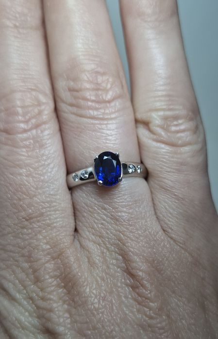 Каблучка з діамантами і сапфіром, 585 проба