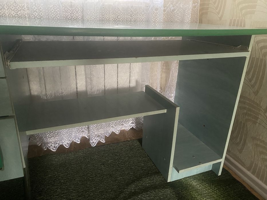 Шкільний стіл б/у