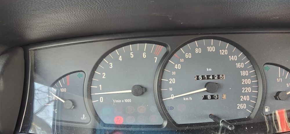 ZłOpel omega B 2.6 V6 2001r