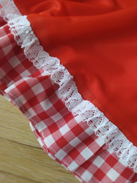 Czerwony kapturek strój, przebranie Nowy. R. 110/116