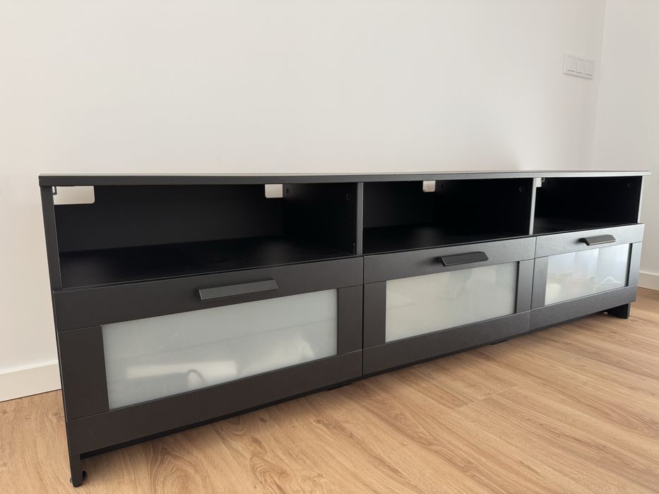 Móvel TV IKEA BRIMNES preto - 3 gavetas