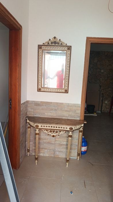Conjunto mesa e espelho