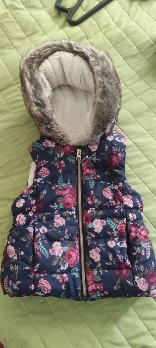 Безрукавка жилетка для дівчинки