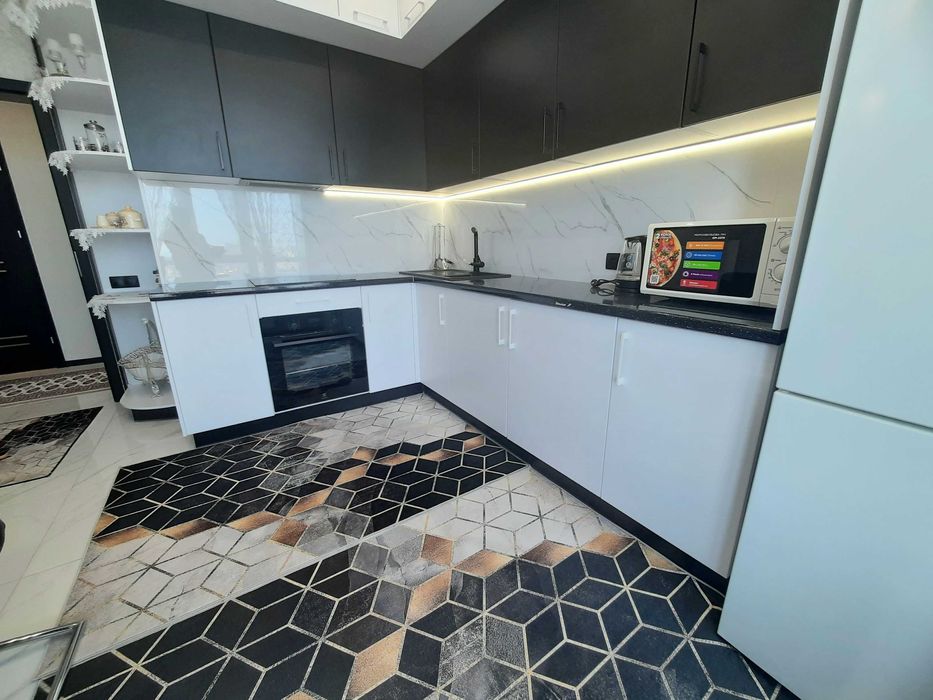 Актуально! Эксклюзив 3 ком Омега Толбухина вид на море!