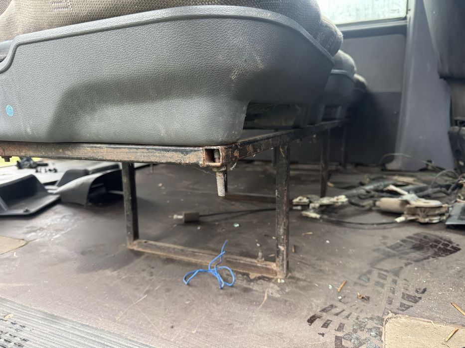 Продам сидиня 5шт вито 638