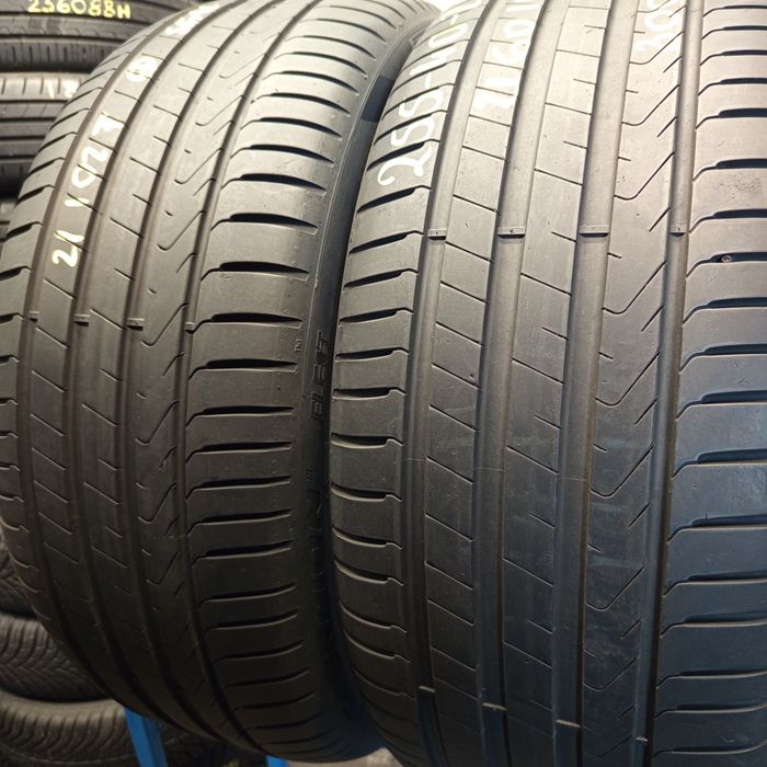 255/40R21 Pirelli Scorpion