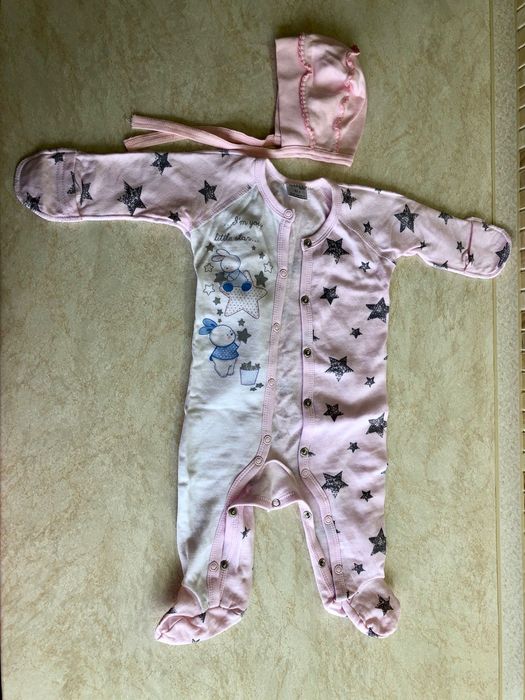 Комбинезон с шапочкой