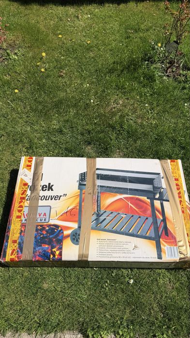 Grill węglowy /nowy
