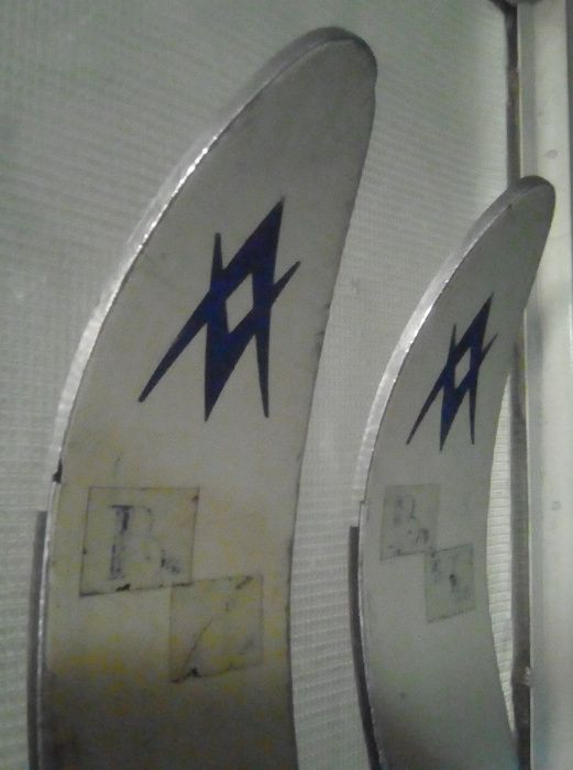 Narty zjazdowe dł. 180 cm wiązania Tyrolia 150 pokrycie p-tex