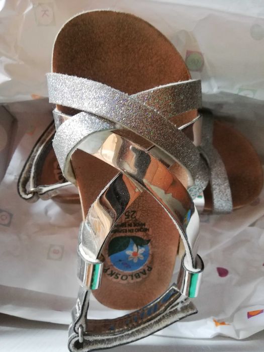 Sapatos e sandálias menina Pablosky e Geox