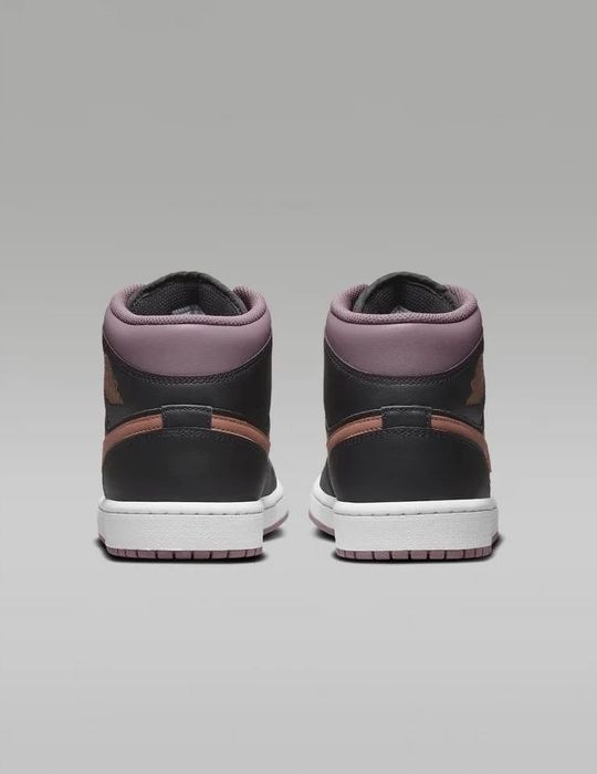 Оригінал! Р: 44; 46 Кросівки Nike Air Jordan 1 Mid SE.