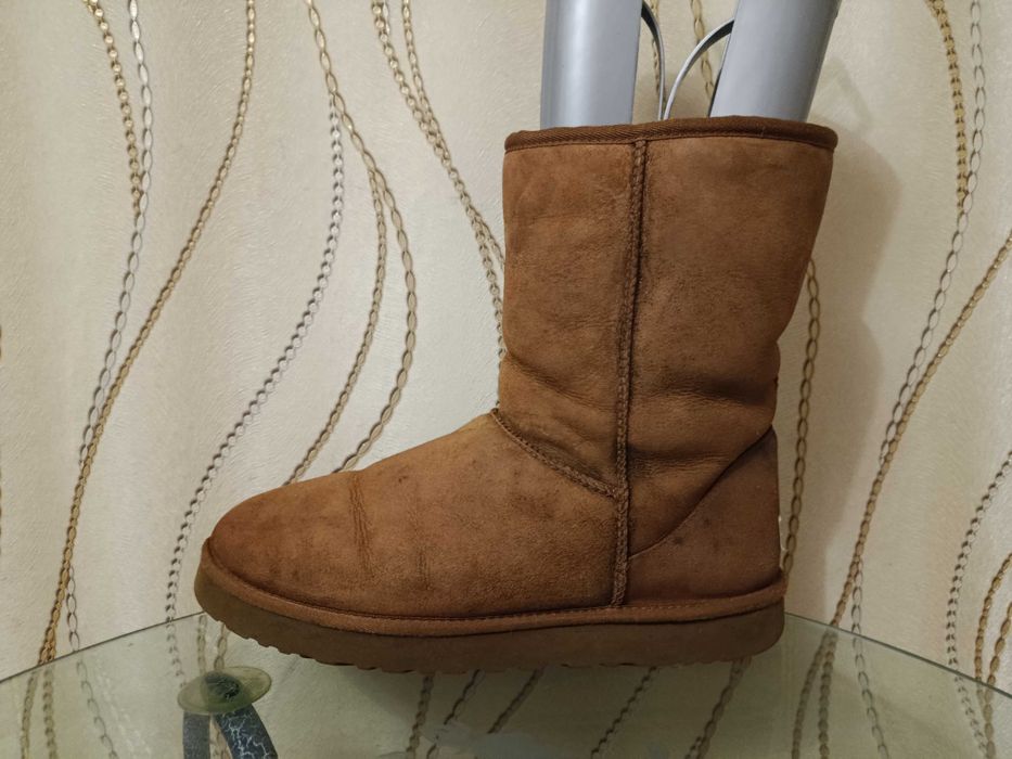 Супер теплые ботинки UGG Classic Short Bomber натур кожа на овчине