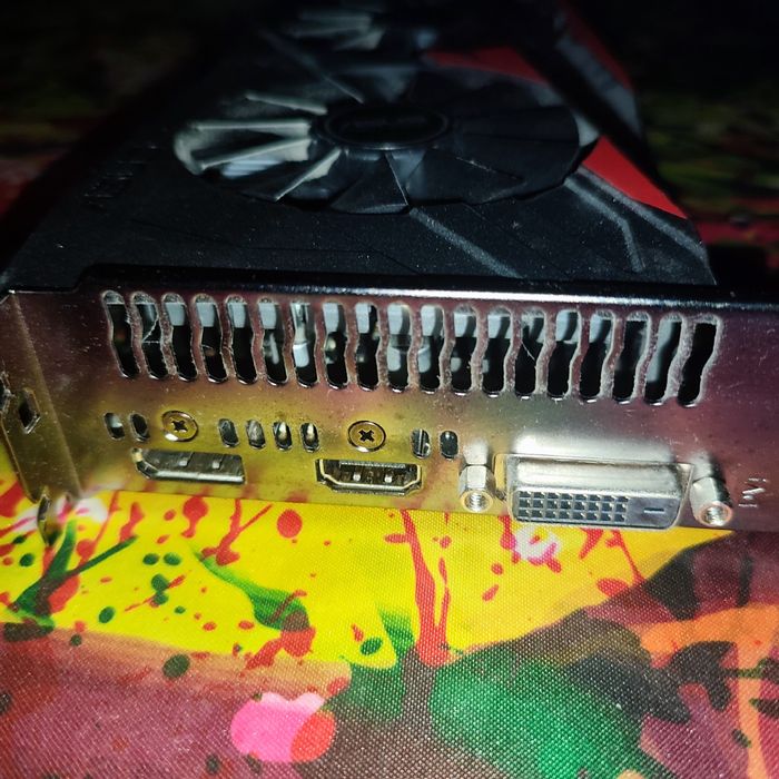 Видеокарта Asus 1050ti