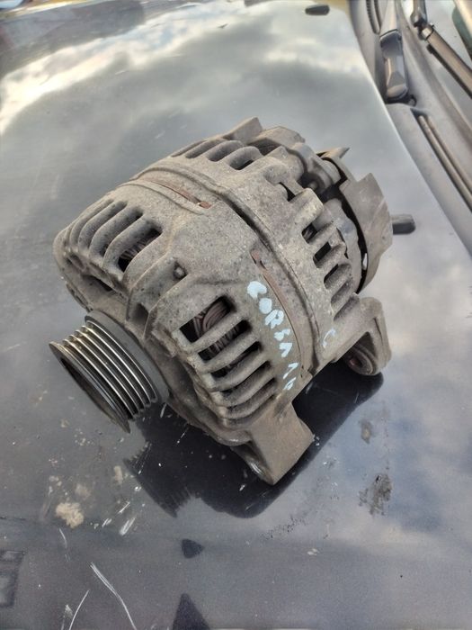 Alternator Opel. Corsa C. 1.0