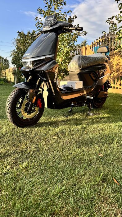 Електроскутер Corso IRON 2000Вт, 76V/30Ah  ДОСТАВКА ВАМ ДОДОМУ