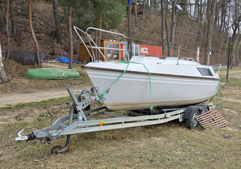 Łódź  kabinowa Venus