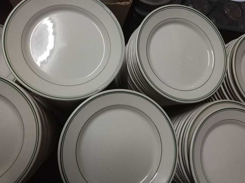 dessert plates443394459089643521