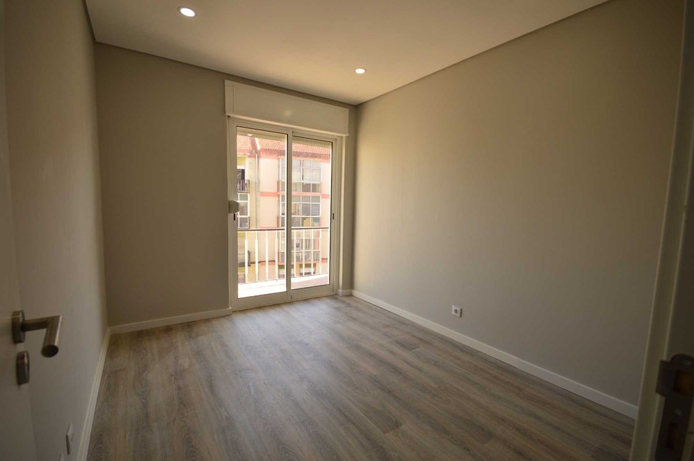 Apartamento T2 Amadora totalmente renovado 67 m2