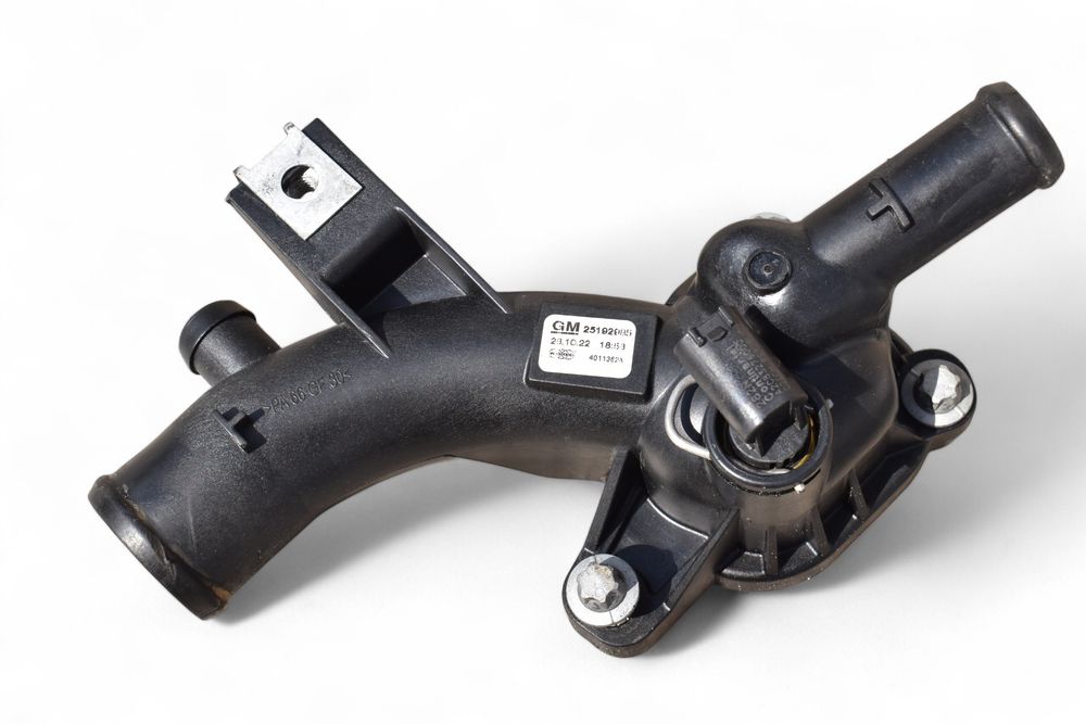 Obudowa Termostatu OPEL CORSA E MERIVA B 1.4 25192985