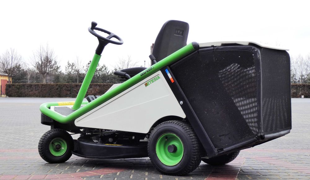 Traktorek kosiarka ETESIA Bahia HONDA (260204.6) - Baras