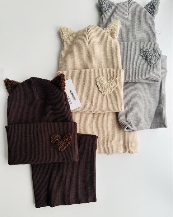 Демісезонний комплект шапка і хомут 48-52 р