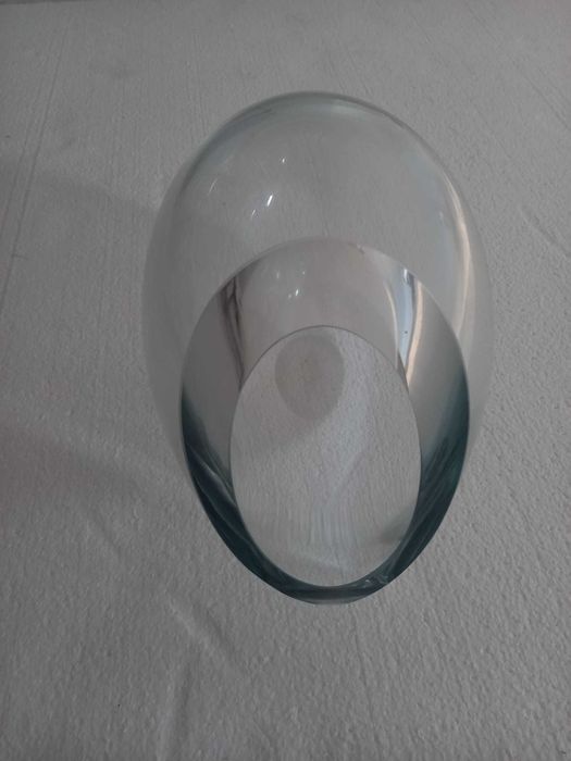 Peça decorativa em vidro soprado moderno – Estilo vaso vertical