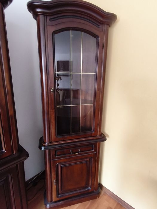 Meble stylowe do salonu