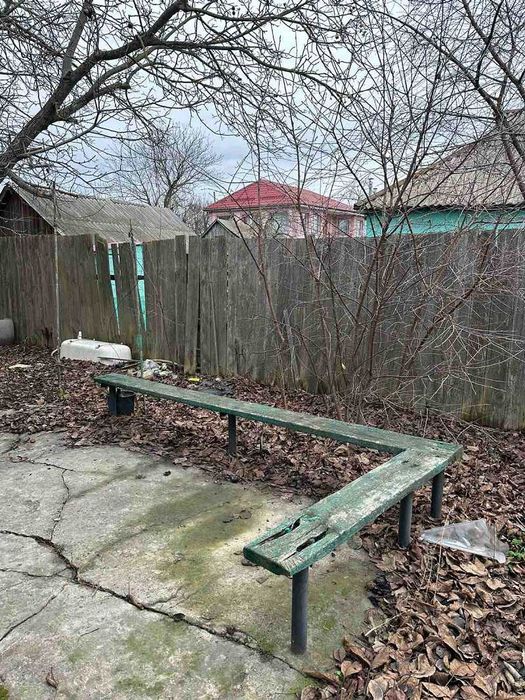 Пів будинку в центрі Баришівки