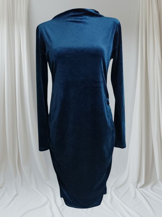 Sukienka z dzianiny welur elegancka M/L