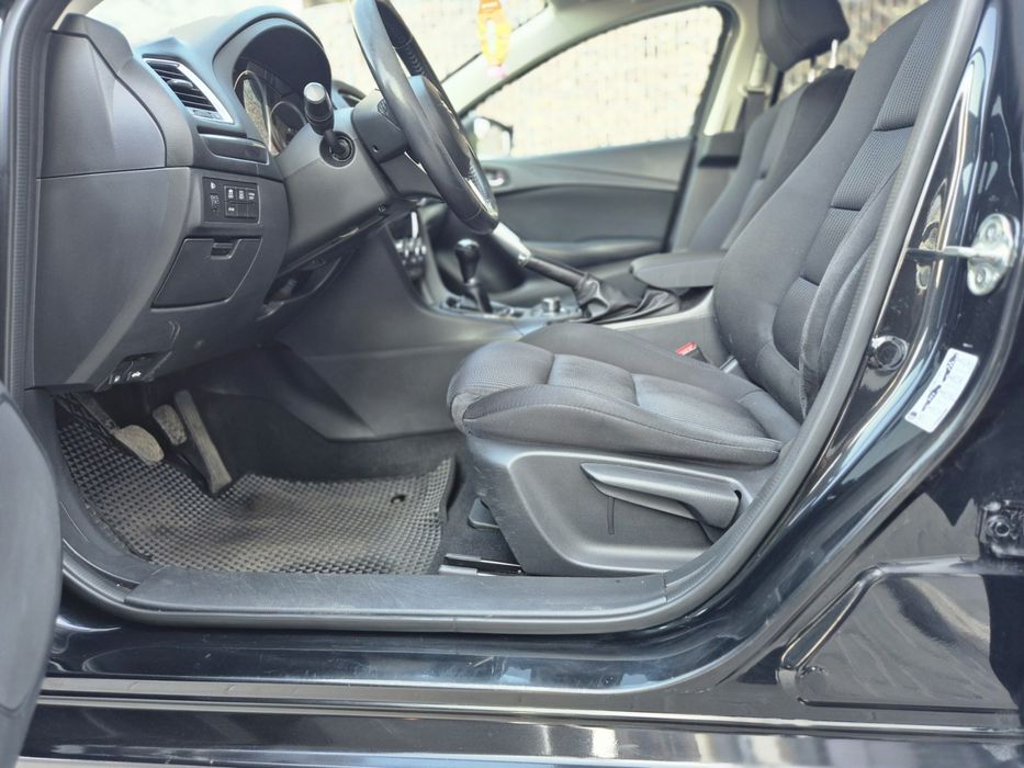 Мазда 6 2014 рік