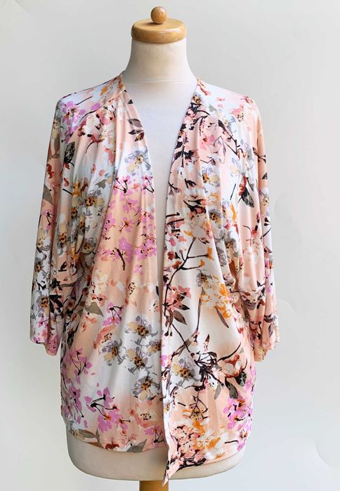 Narzutka Kwiaty Kimono Warehouse M 38 Kwiatki Kolorowa