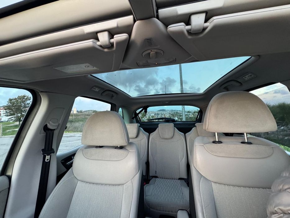 Citroen C4 Picasso 2012 Automático