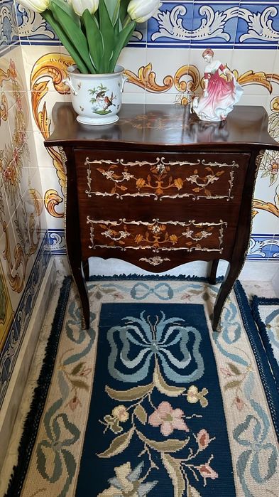 Móvel bar em nogueira