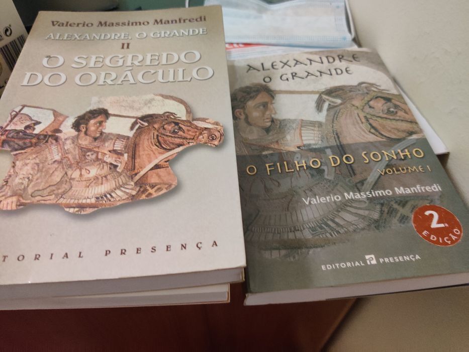 Biblioteca Sábado, Pérez-Reverte, manfredi