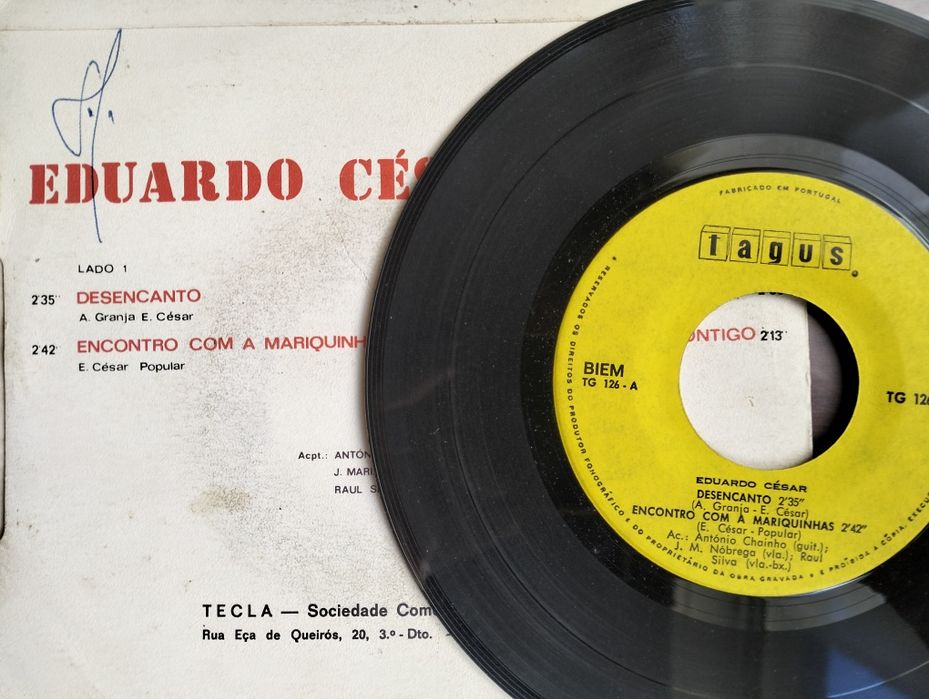Eduardo César Single423701981798092802