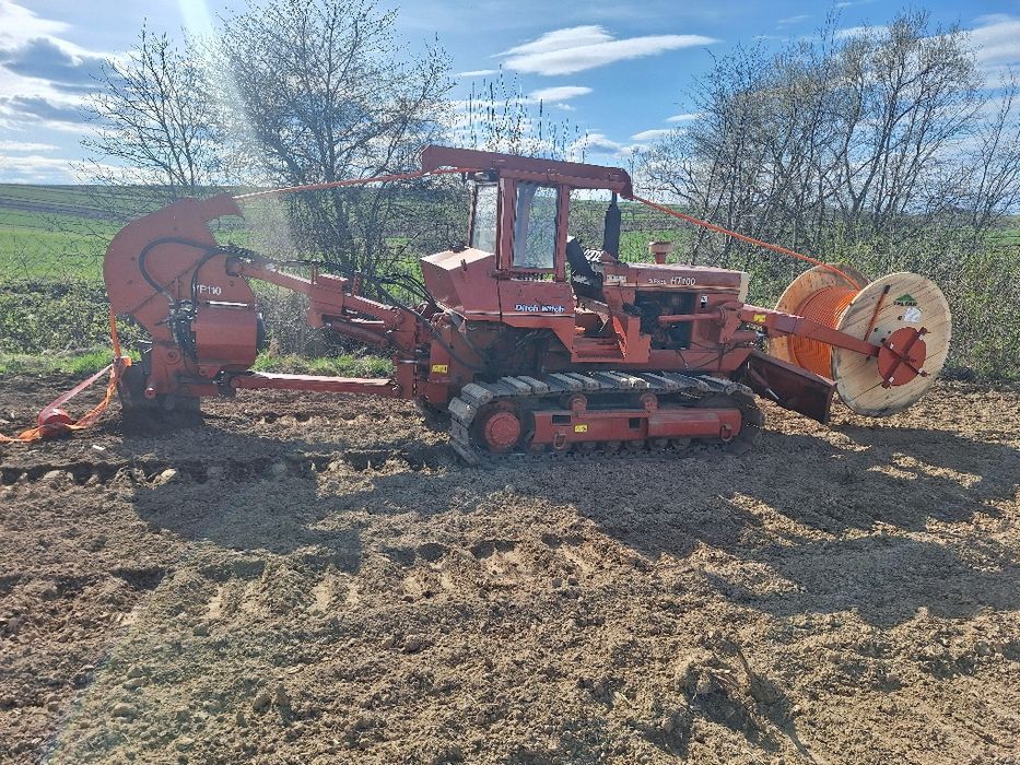 Plugoukladacz Ditch Witch