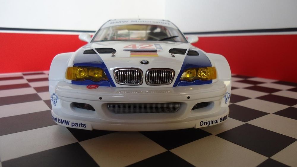 BMW M3 E46 Gtr 1/18 Minichamps