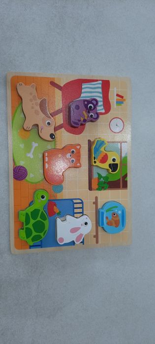 Drewniane puzzle, ukladanka