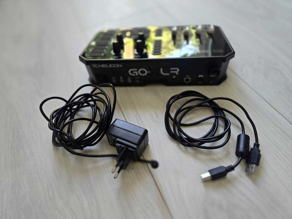 TC Helicon GoXLR mikser audio do streamingu + kable