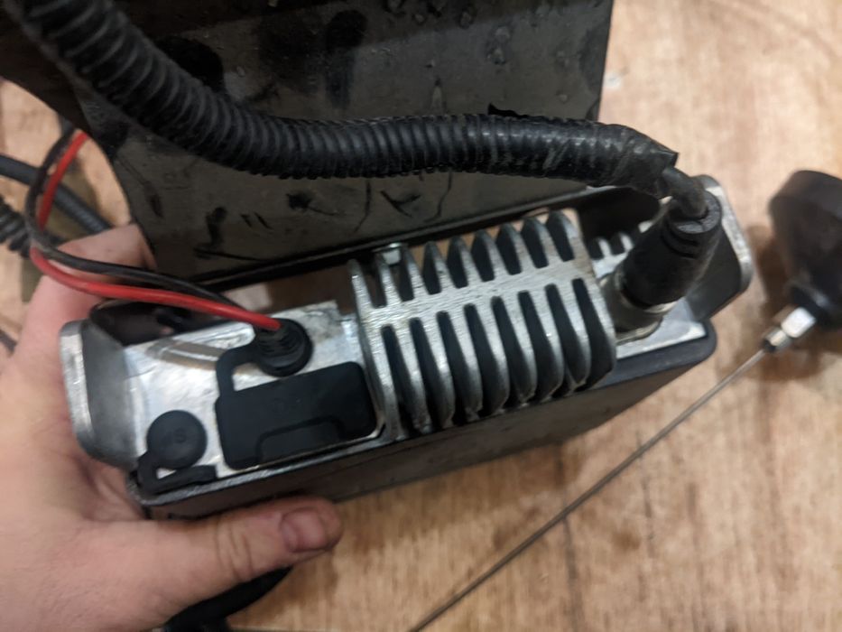 Продам рацію Kenwood