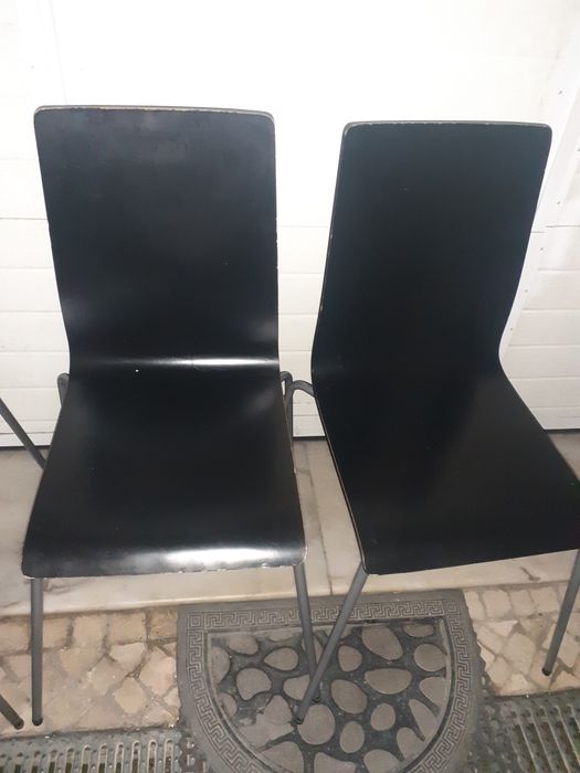 4 cadeiras usadas pes em metal