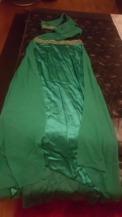 Vendo vestido de cerimónia Novo. Tamanho L