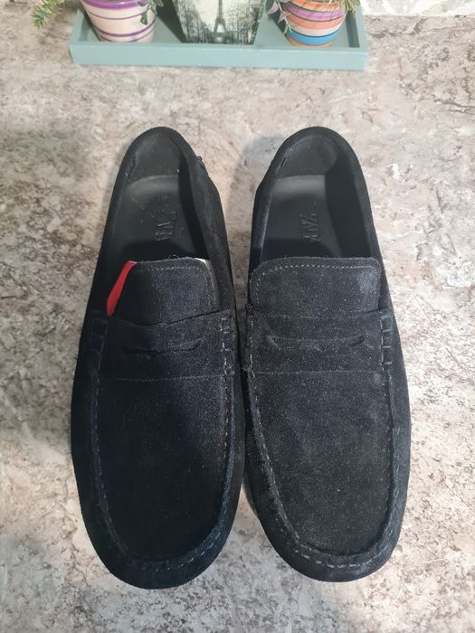 Замшеві мокасини  Zara