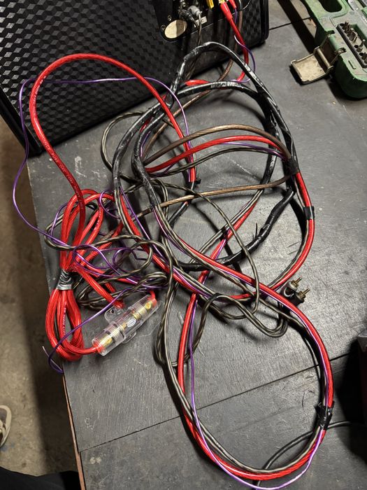 Продам активний сабвуфер Kicx+комплект проводів+2Din Аndroid магнітола