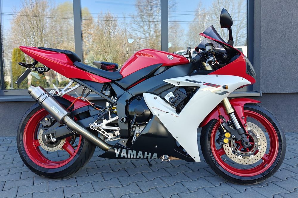 Yamaha YZF - R1  RN 09 Raty Transport
