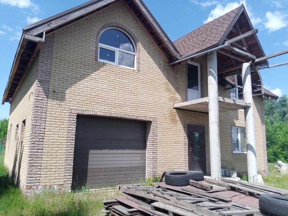 Продаю шикарный коттедж современной постройки гМерефа удобный район