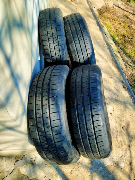 Продам резину літню