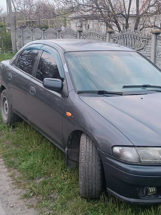 Продам авто mazda323