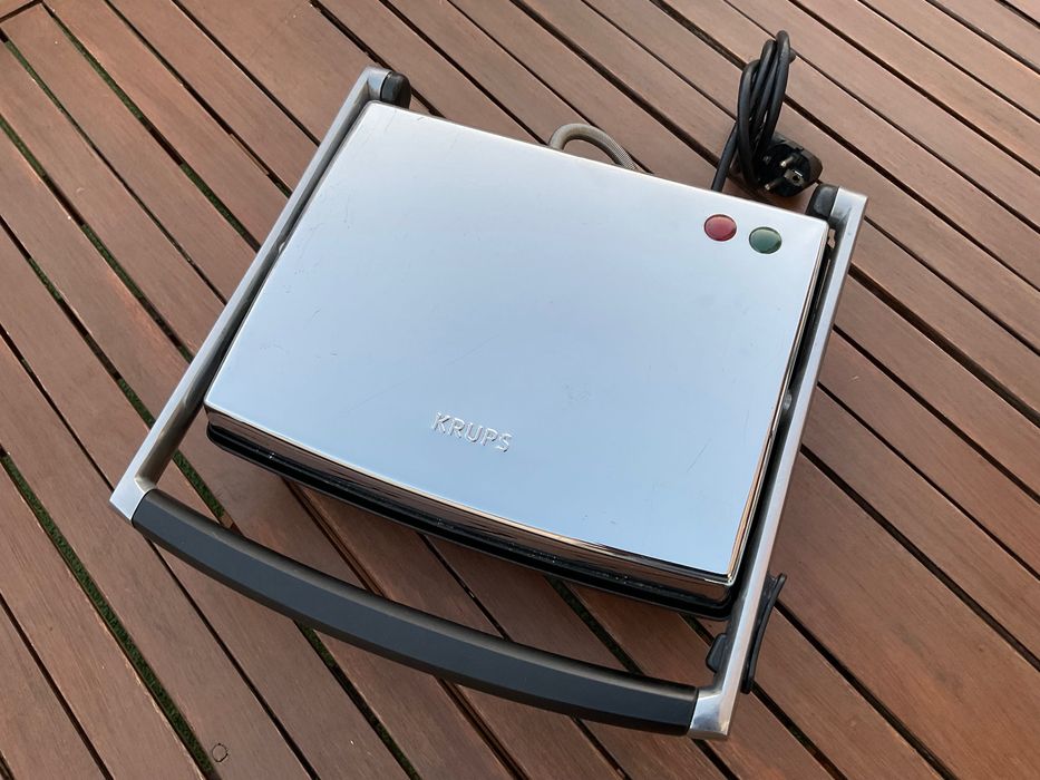 Lote de pequenos eletrodomésticos todos em muito bom estado.